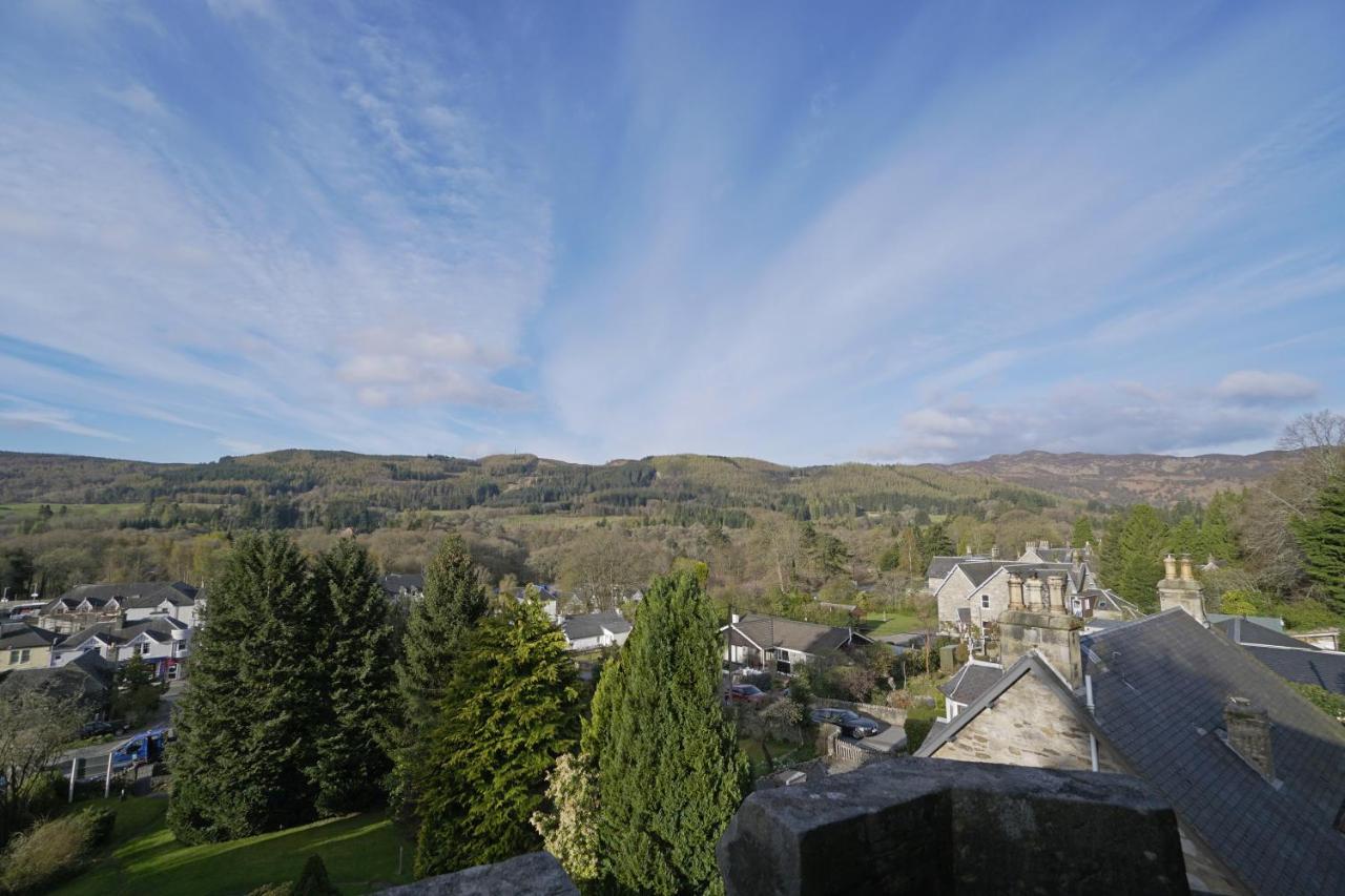 Tigh Na Cloich Hotel Pitlochry Exterior photo